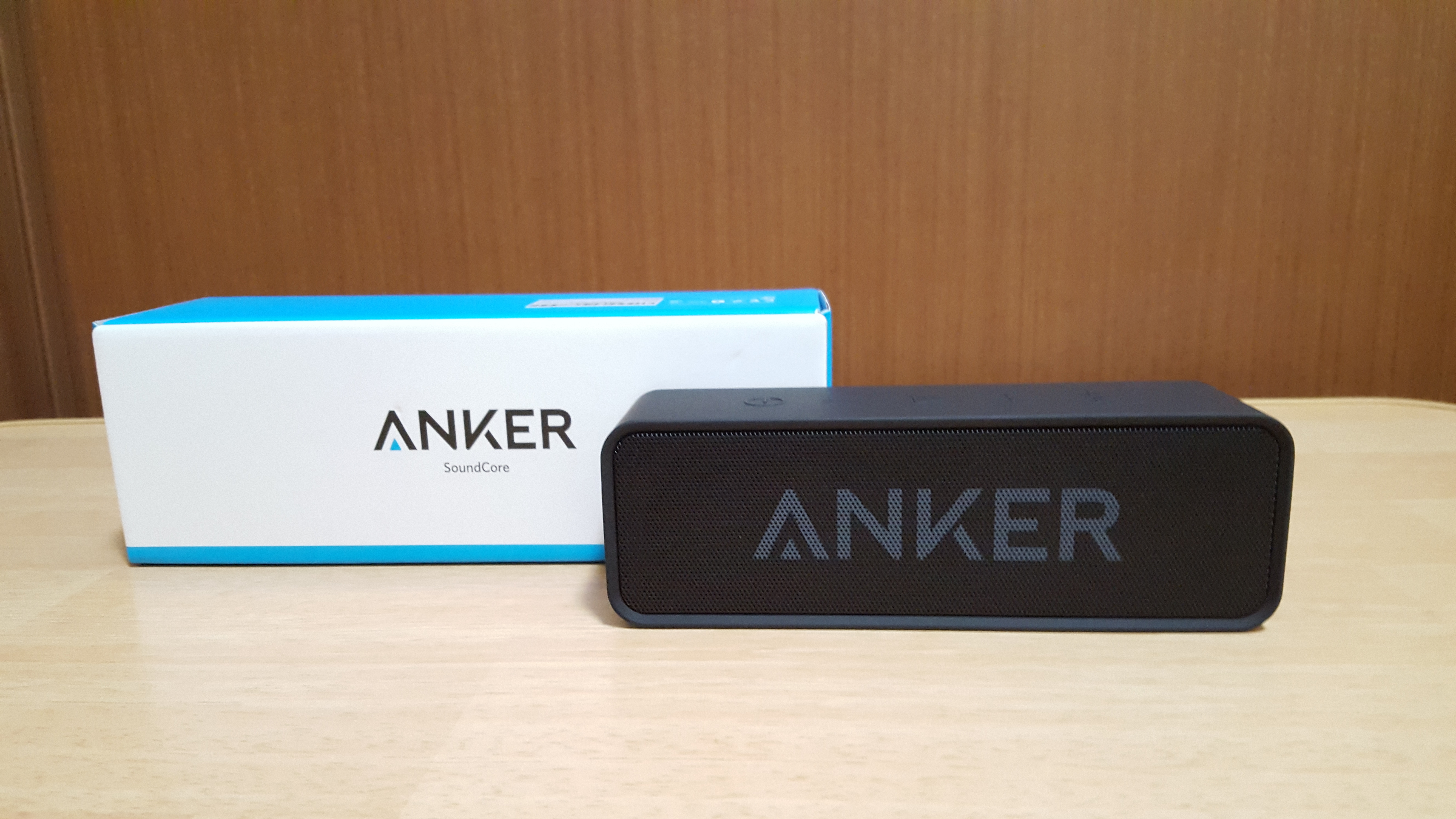 「Anker SoundCore Bluetooth スピーカー」レビュー。コスパが高く、プレゼントにも最適。