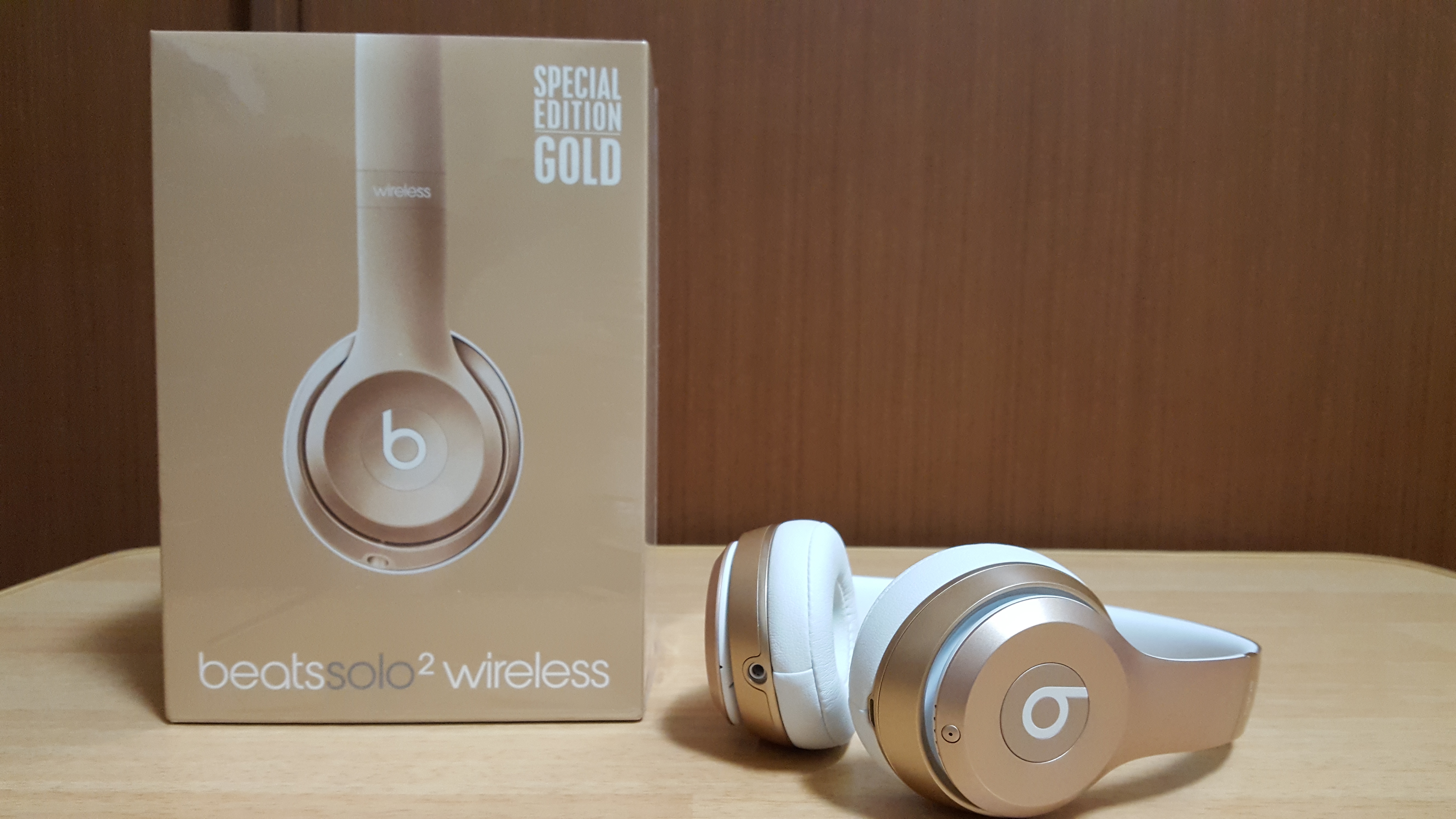 beats by dr.dre「Beats Solo2 ワイヤレス」レビュー。コンパクト×ワイヤレスで快適！