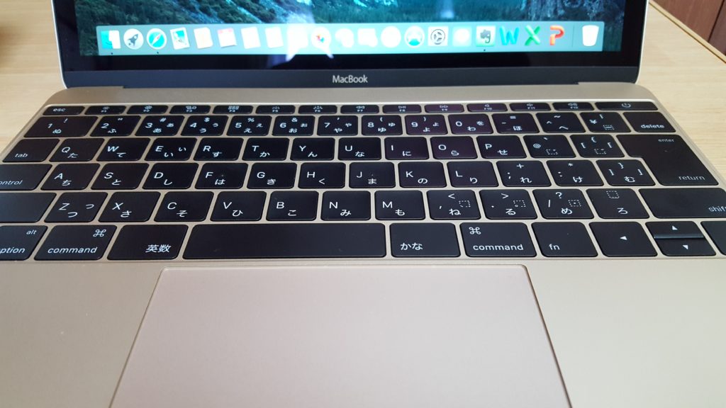 MacBook　belkin Ultimate 