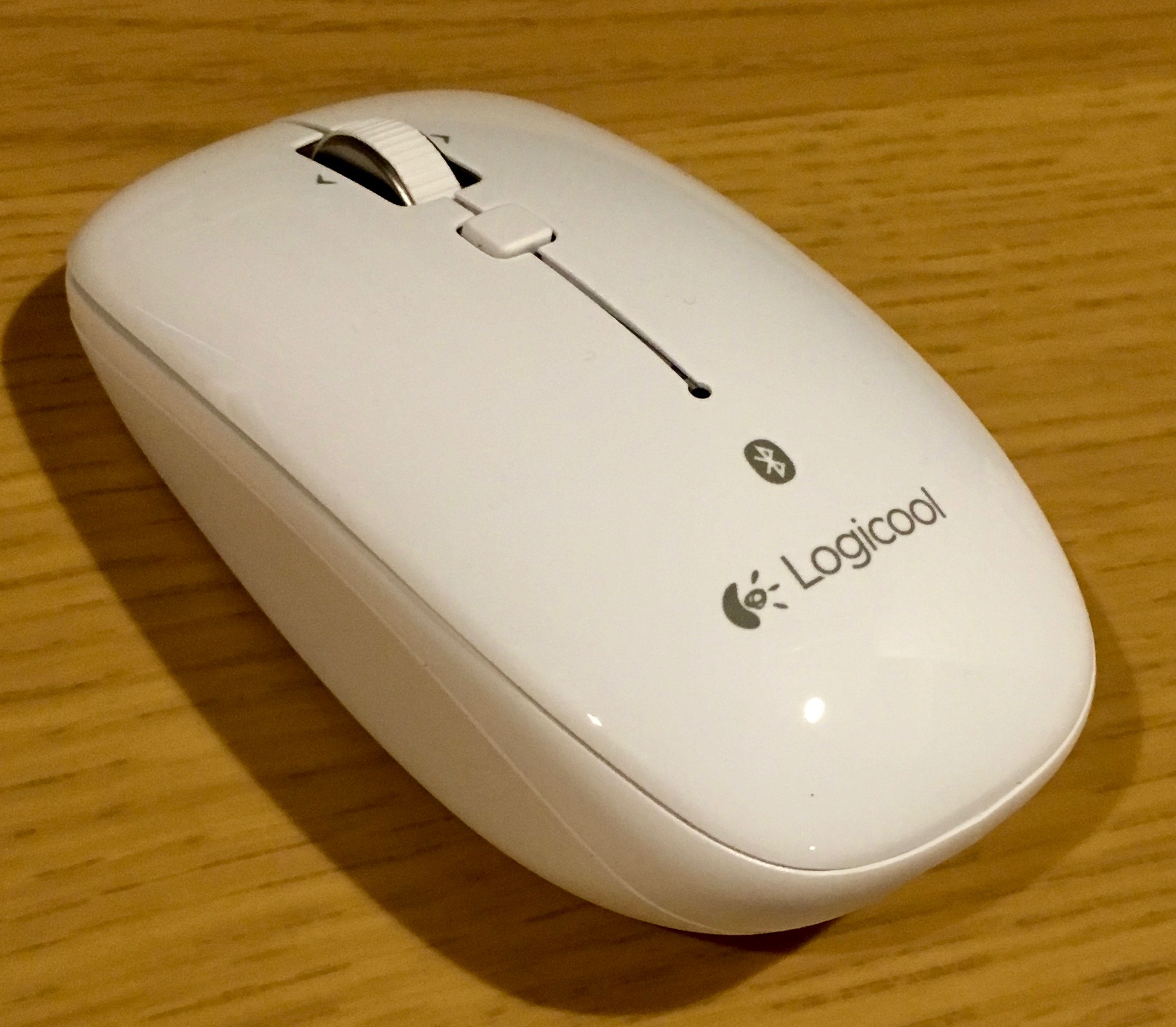 Macbookでマウスはこれ！Logicool M558を買ってみた！